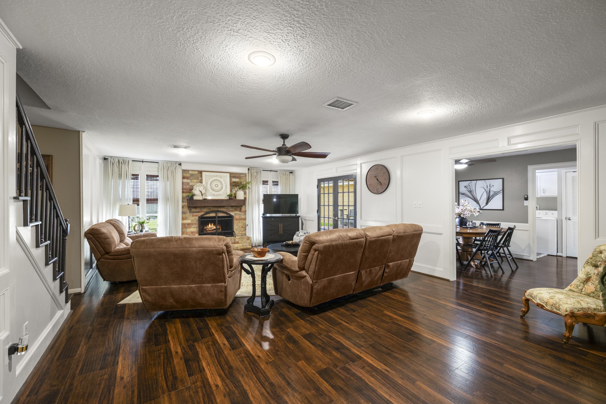 17627 Forest Mist Drive Spring, TX 77379 - Photo 7 of 32 The main living area, centered around the fireplace.