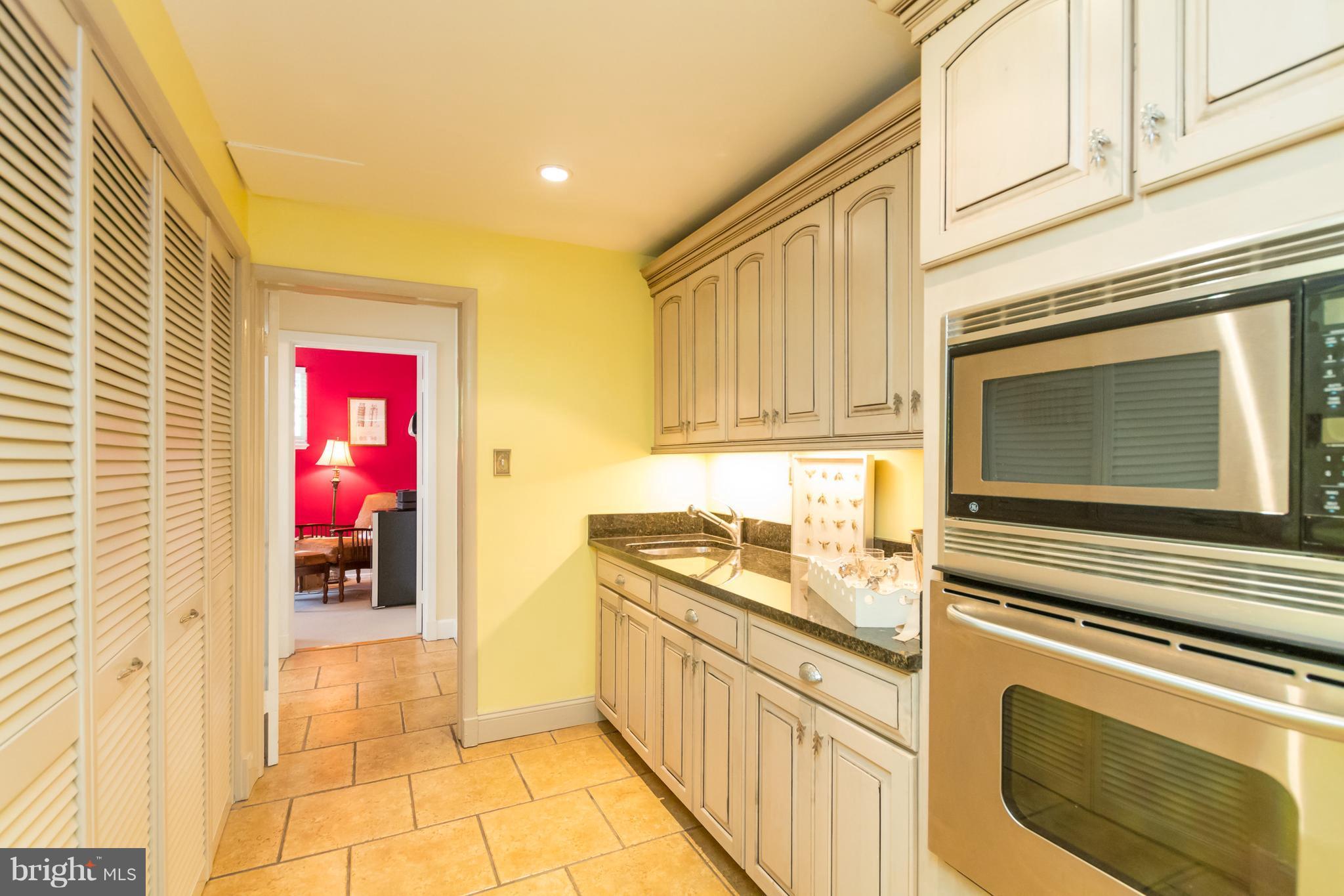 17 Blythewood Road Baltimore, MD 21210 - Photo 19 of 71 Kitchen-butlers pantry