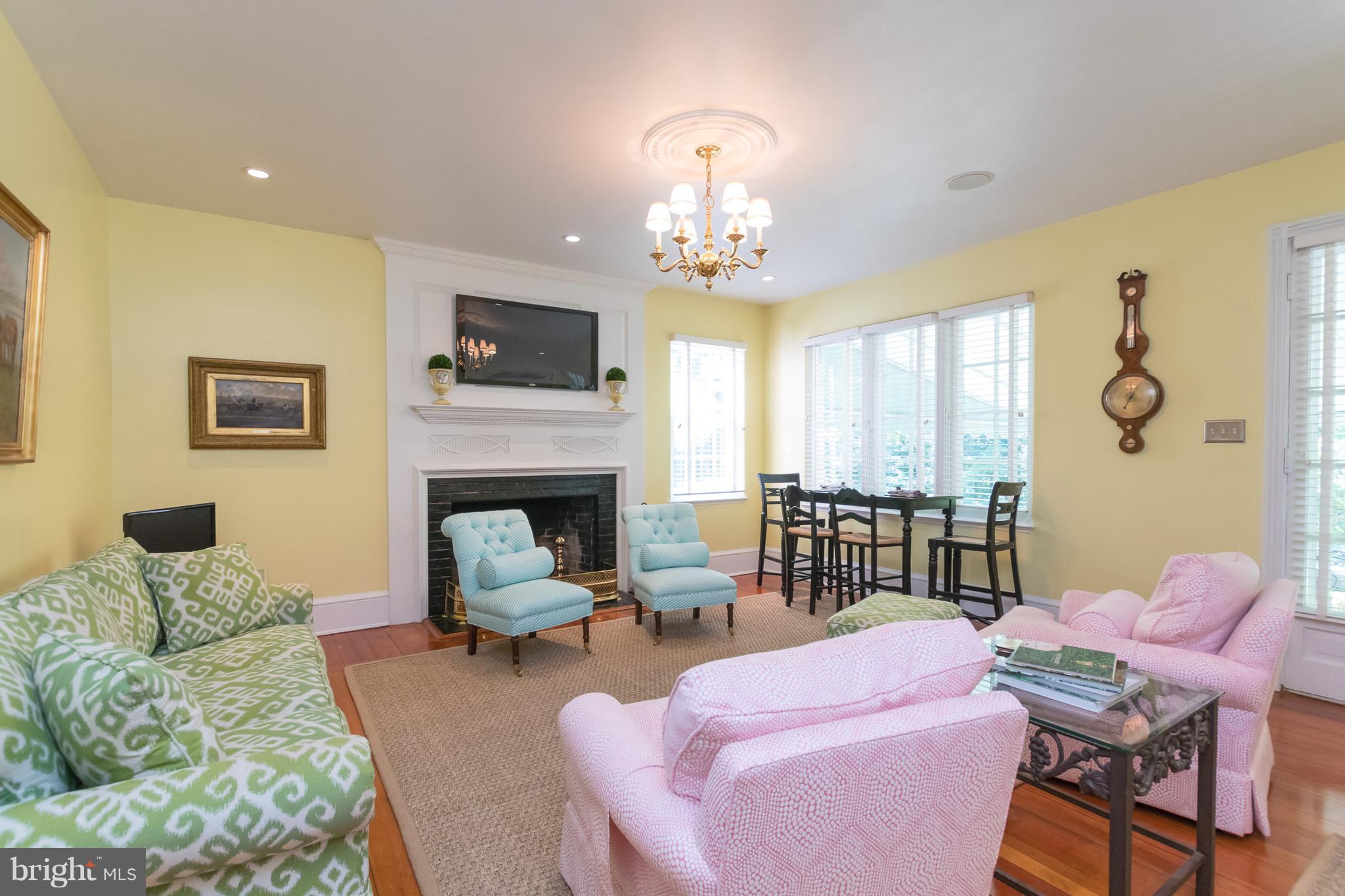 17 Blythewood Road Baltimore, MD 21210 - Photo 21 of 71 Family Room