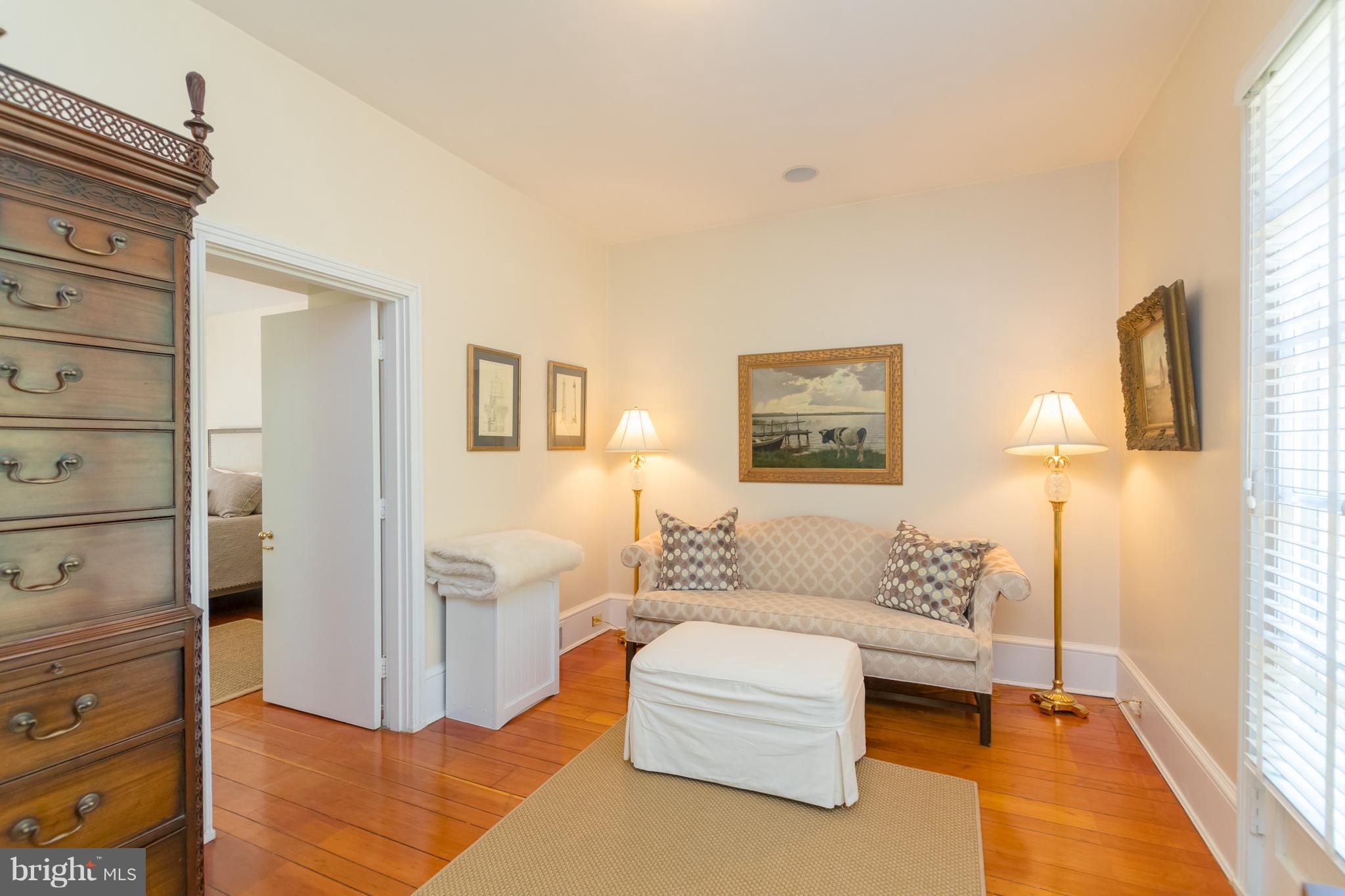 17 Blythewood Road Baltimore, MD 21210 - Photo 29 of 71 Sitting Room