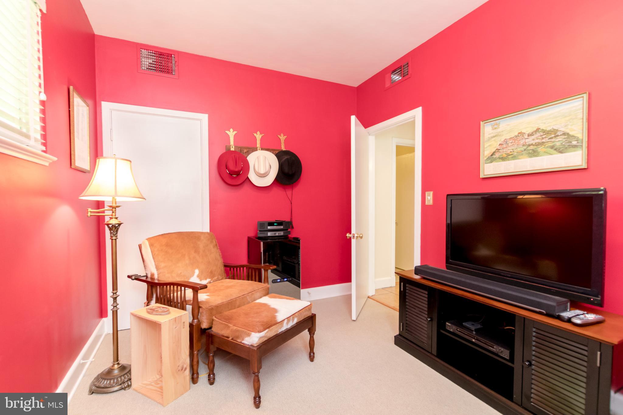 17 Blythewood Road Baltimore, MD 21210 - Photo 47 of 71 Bedroom 5 on main level