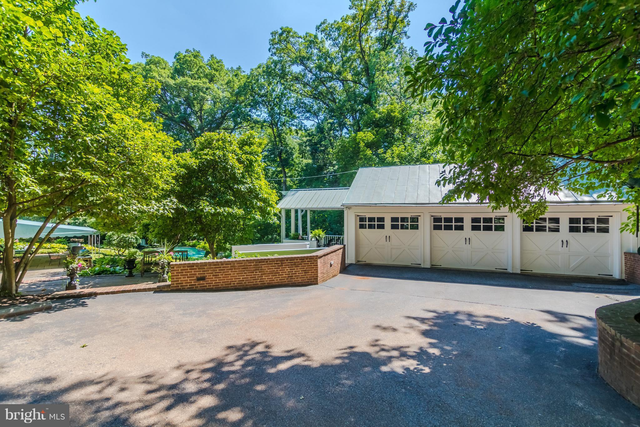 17 Blythewood Road Baltimore, MD 21210 - Photo 50 of 71 3 car garage w/guest house
