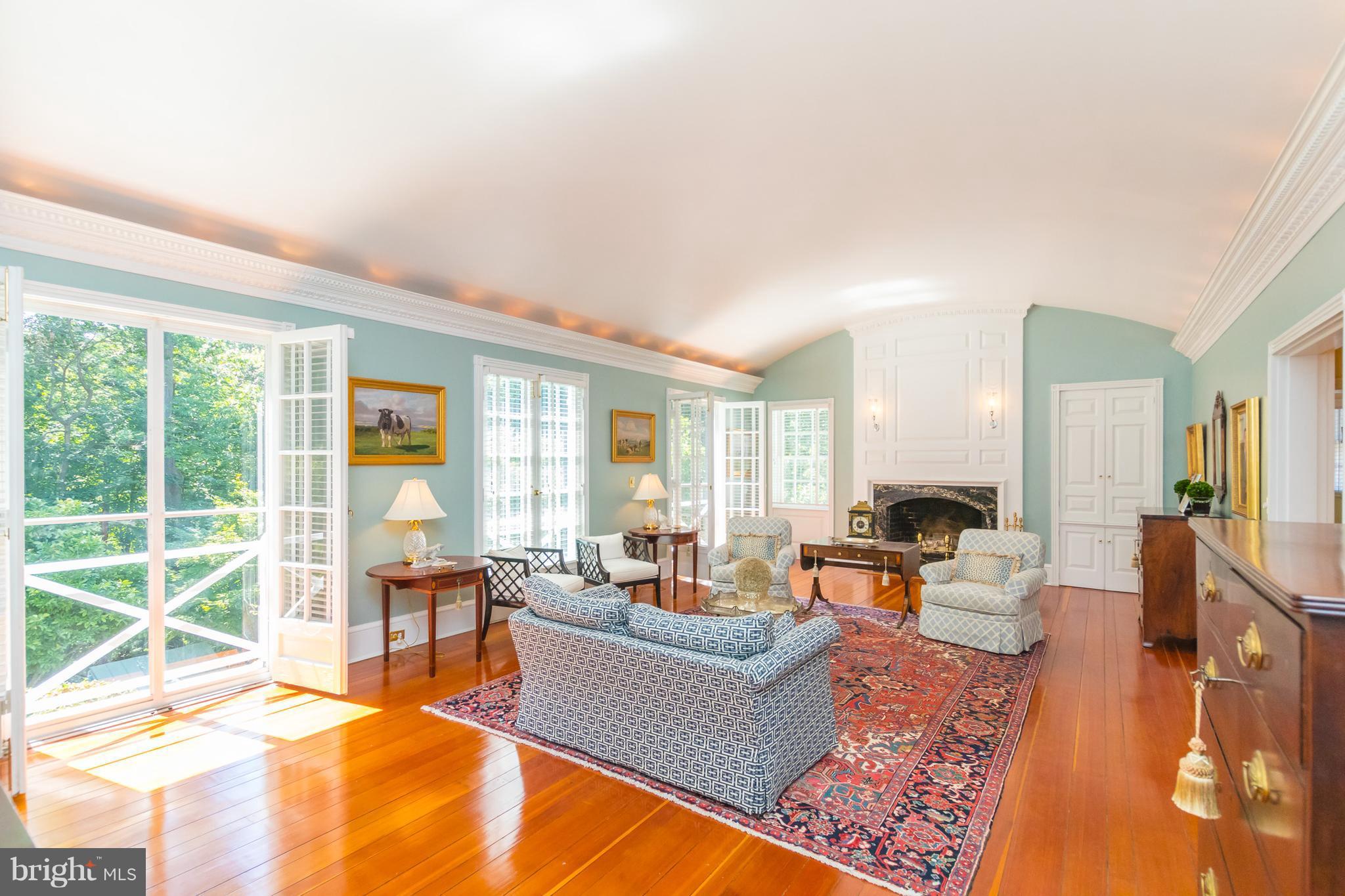 17 Blythewood Road Baltimore, MD 21210 - Photo 8 of 71 Living Room- gorgeous heart pine wood floors