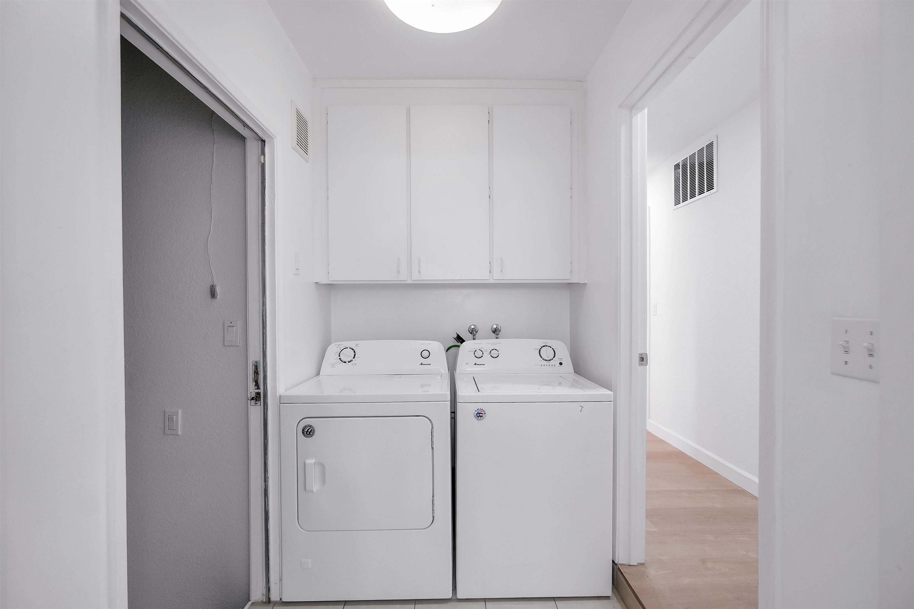 3159 Rowe Place Fremont, CA 94536 - Photo 21 of 59 a utility room with dryer and washer