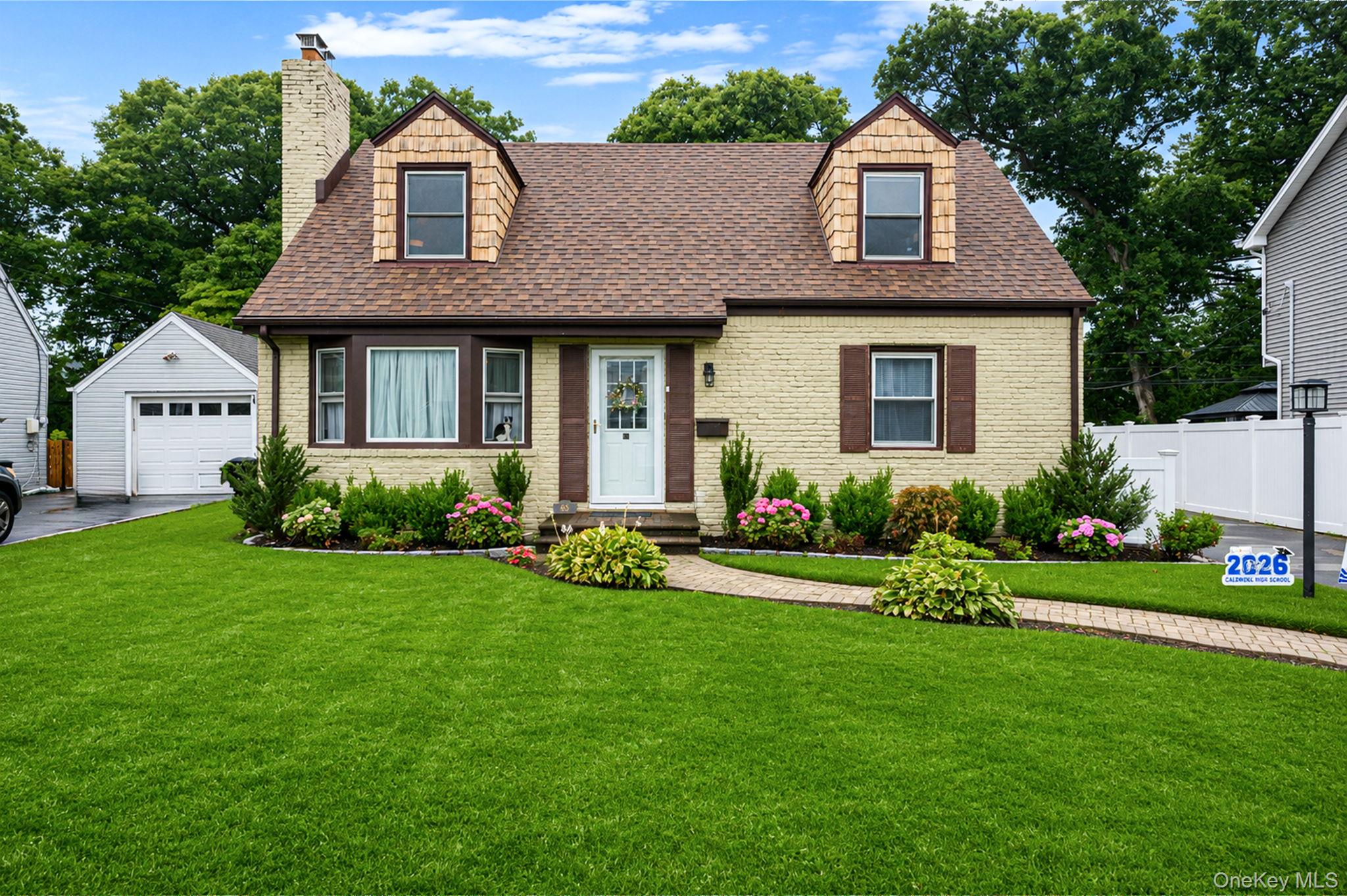 63 Lewis Road Merrick, NY 11566 - Photo 1 of 36 Gallery Image 1