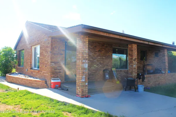 $339,000 | 203 Winkelman Avenue, Marbleton, WY 83113