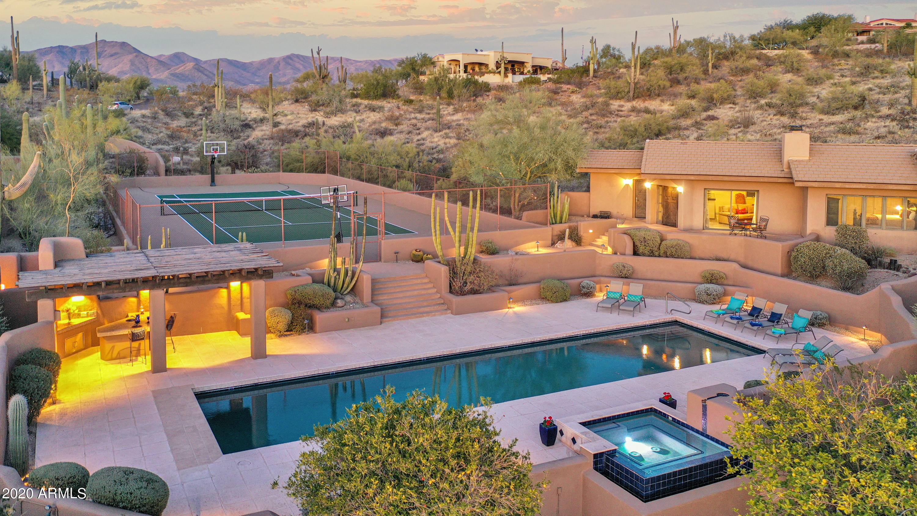 7701 East Long Rifle Road Carefree, AZ 85377 - Photo 25 of 52 Guest Home & Pool Bath Nearby