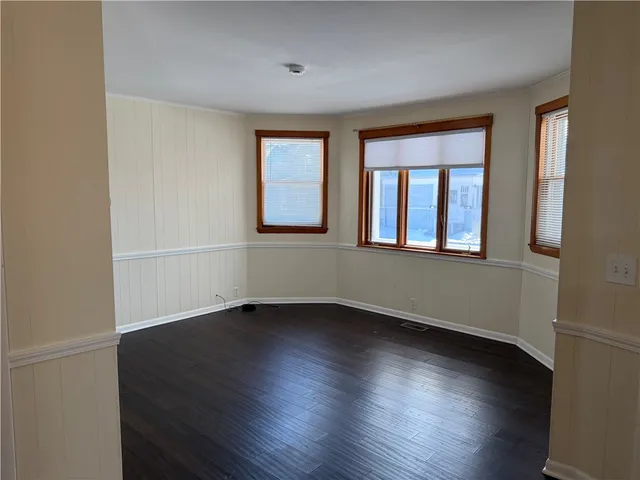 $1,400 | 35 West Hazel Street, Corning, NY 14830