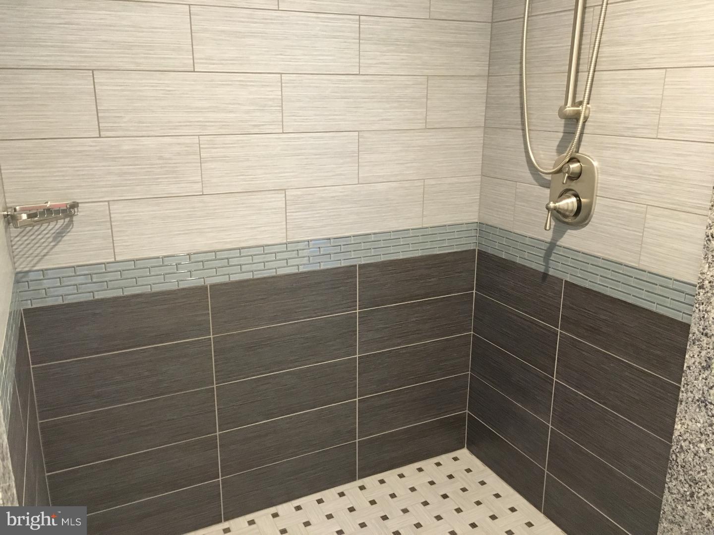 220 Heritage Road Sewell, NJ 08080 - Photo 14 of 25 Gallery Image 14