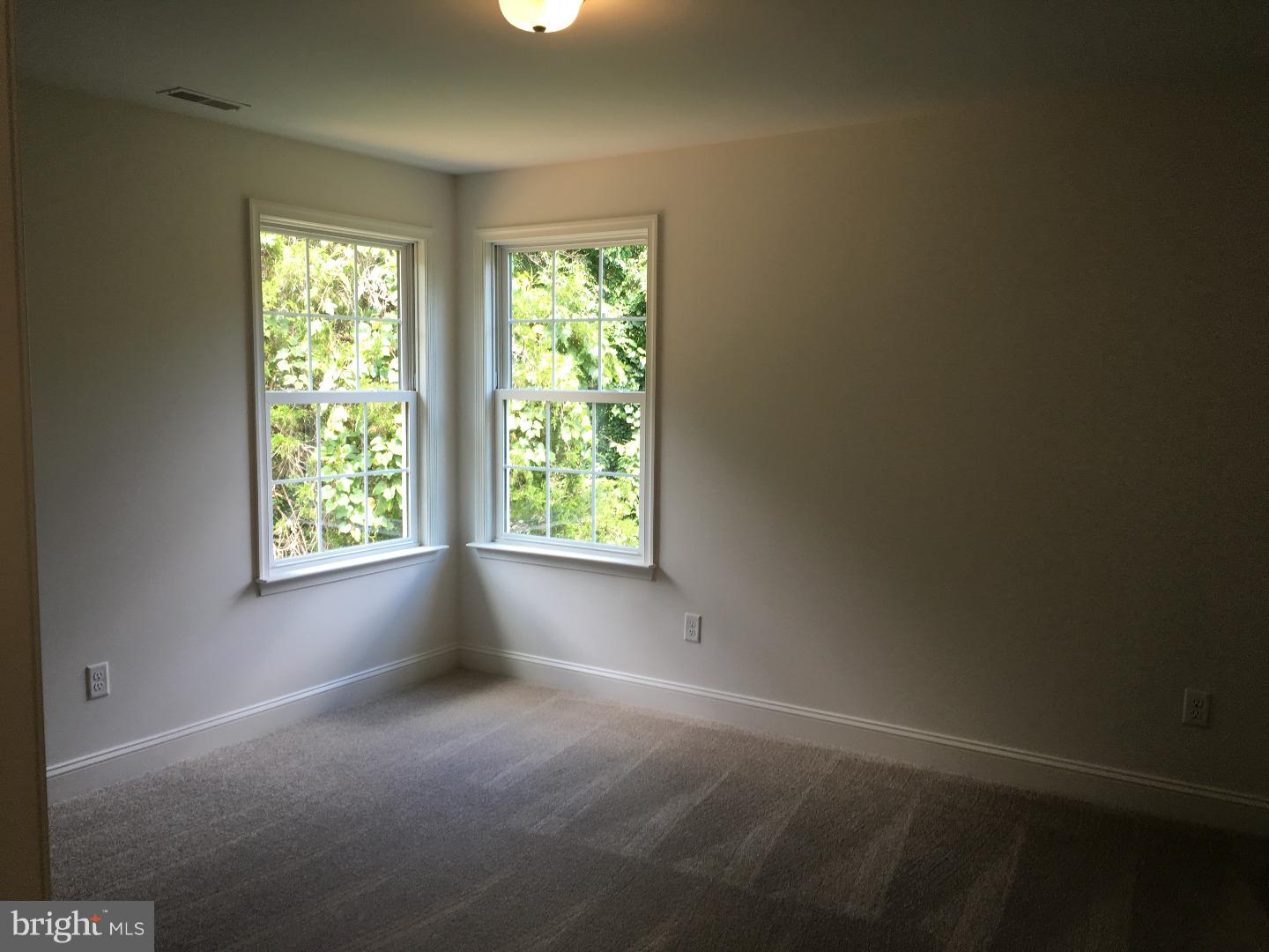 220 Heritage Road Sewell, NJ 08080 - Photo 20 of 25 Gallery Image 20
