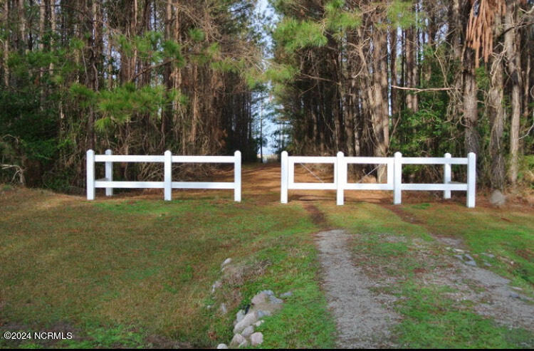 187 Garbacon Drive Beaufort, NC 28516 - Photo 19 of 28 Entrance to community nature dock