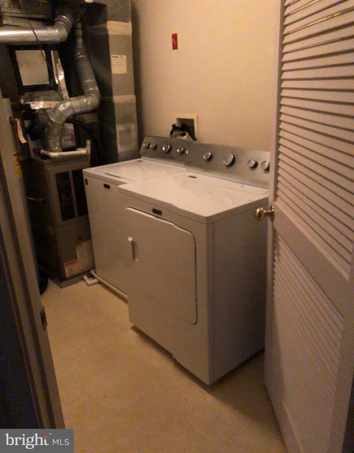 2010 Travis Point Court Odenton, MD 21113 - Photo 23 of 40 Laundry room