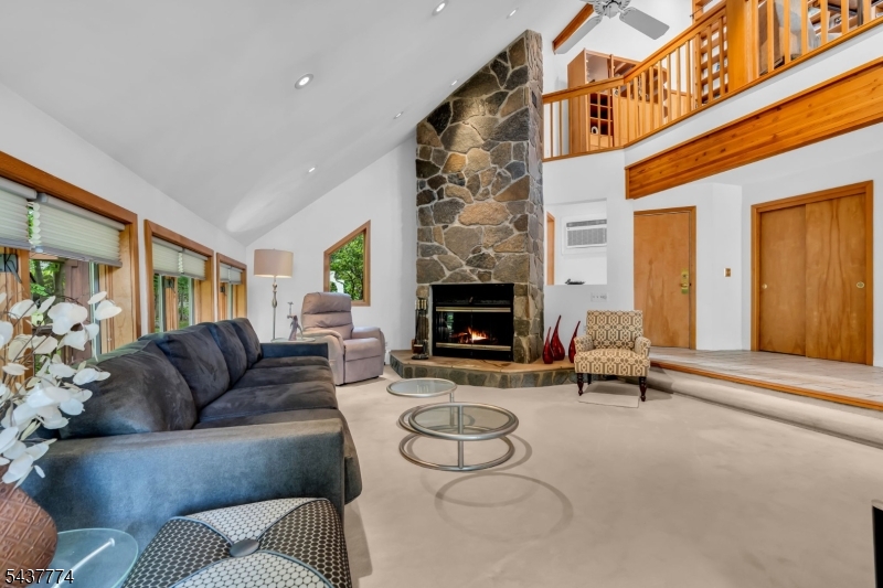 209 Squaw Trail Hopatcong, NJ 07821 - Photo 7 of 36