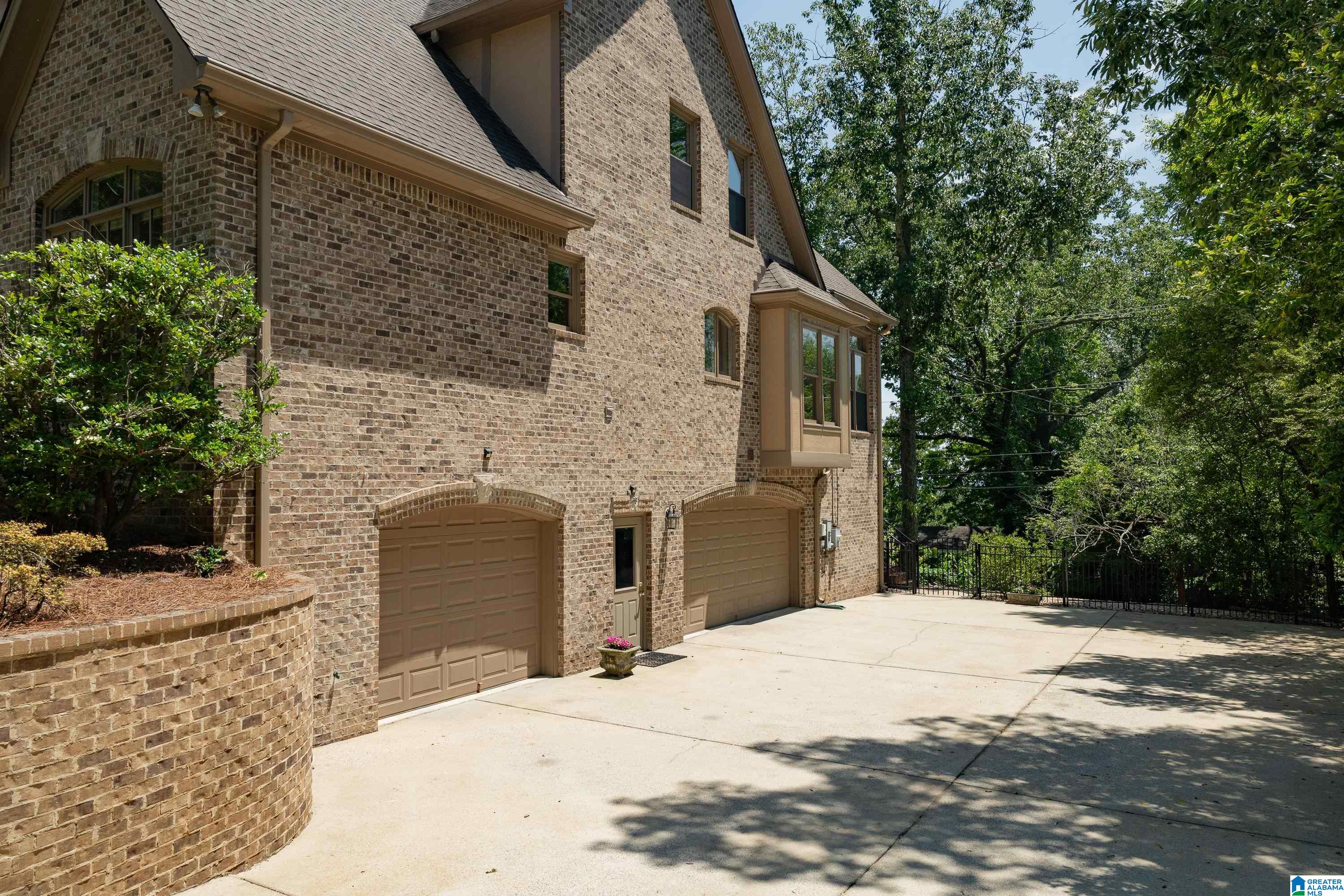 1901 Shades Crest Road Birmingham, AL 35216 - Photo 75 of 93