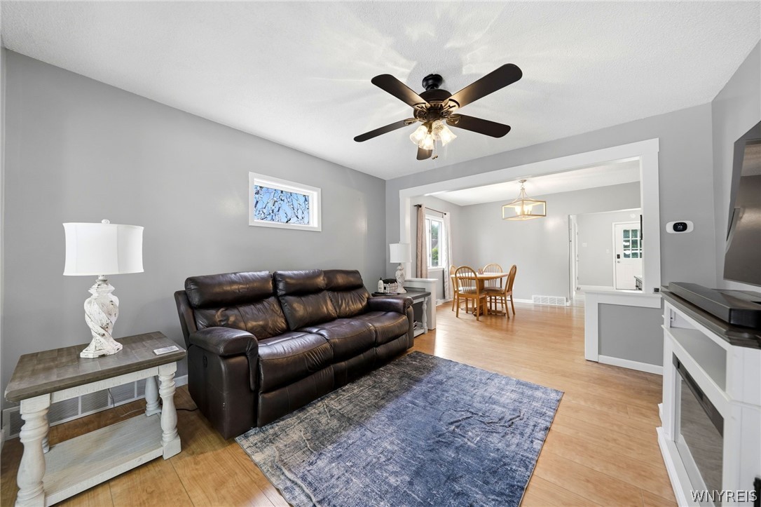 42 Wichita Road West Seneca, NY 14224 - Photo 8 of 44 Gallery Image 8