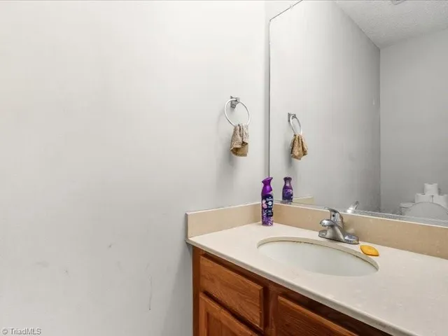 $229,500 | 4720 Valley Stream Drive, Raleigh, NC 27616