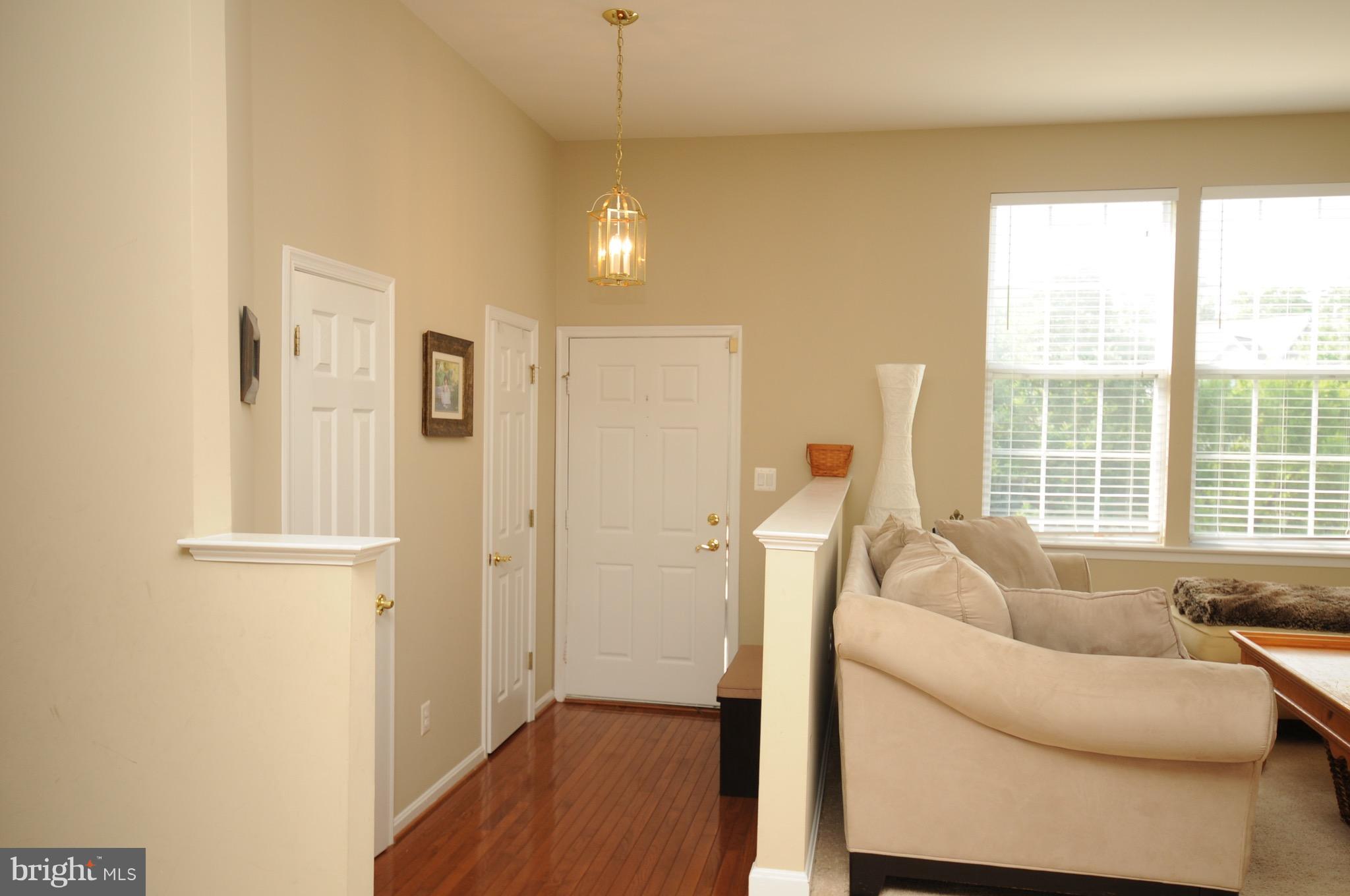 43191 Riders Square Broadlands, VA 20148 - Photo 2 of 22 Foyer