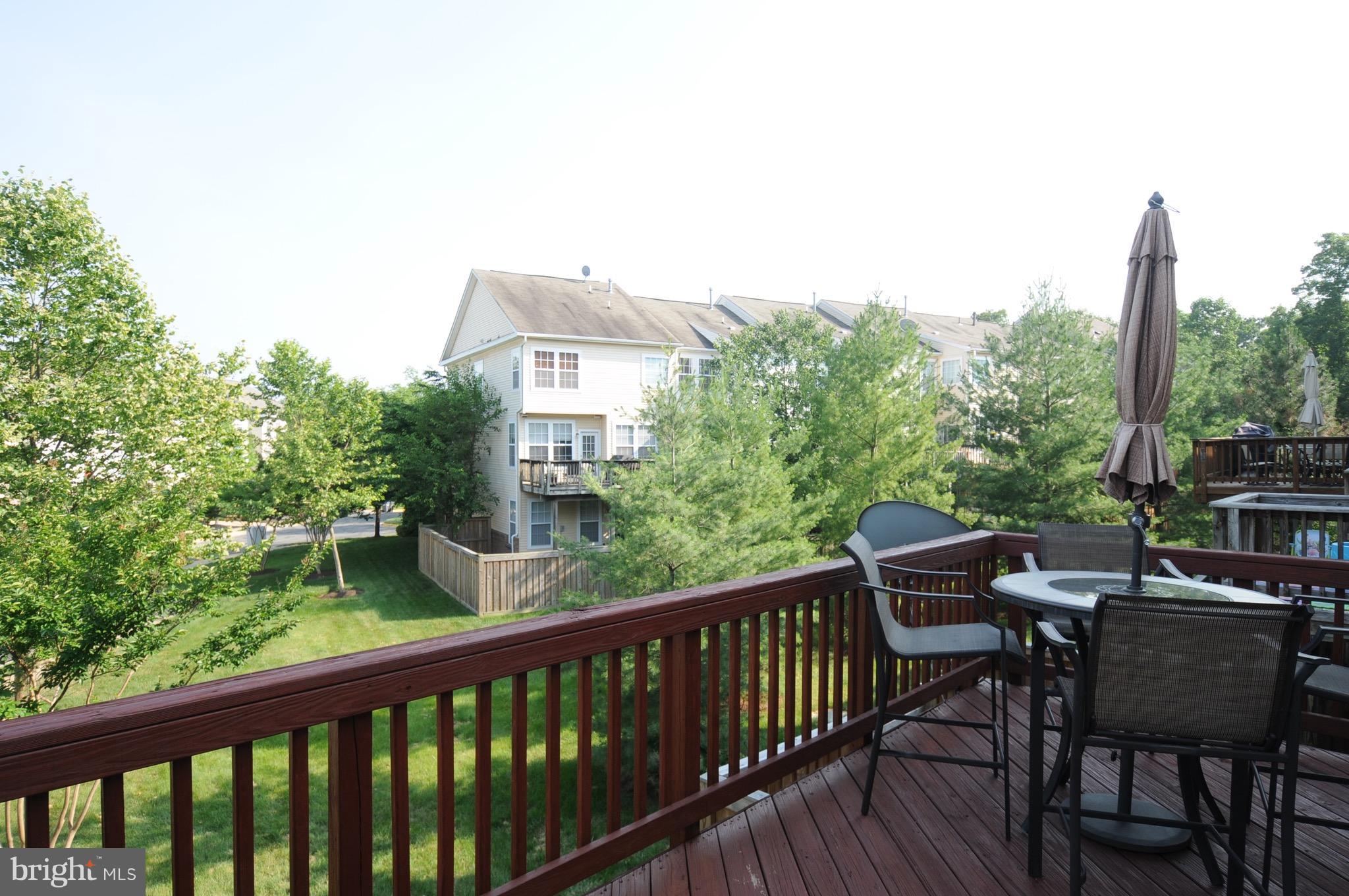 43191 Riders Square Broadlands, VA 20148 - Photo 22 of 22 Deck with view of common area