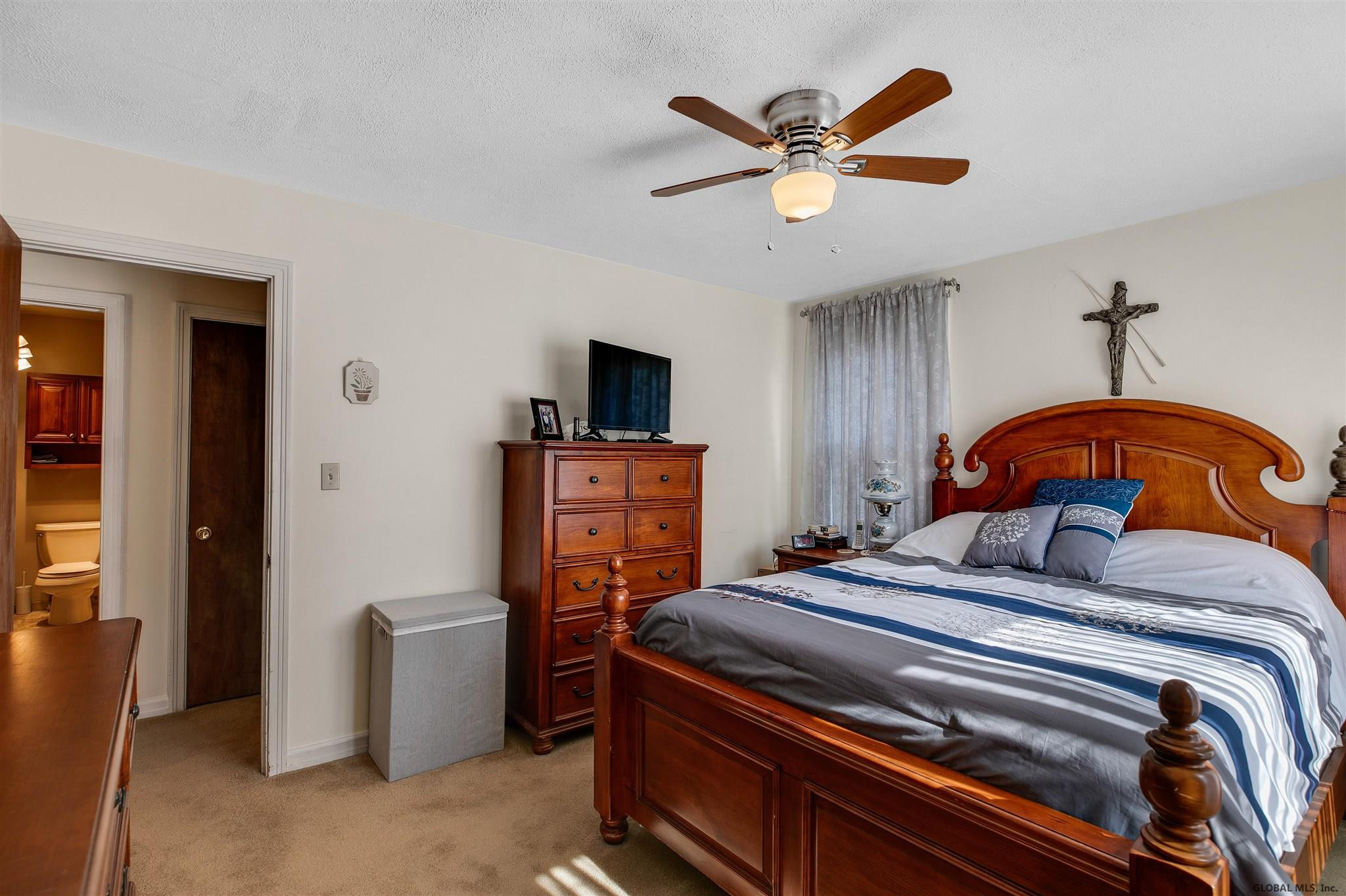 313 Nimitz Road Schenectady, NY 12304 - Photo 13 of 32 Photo 13