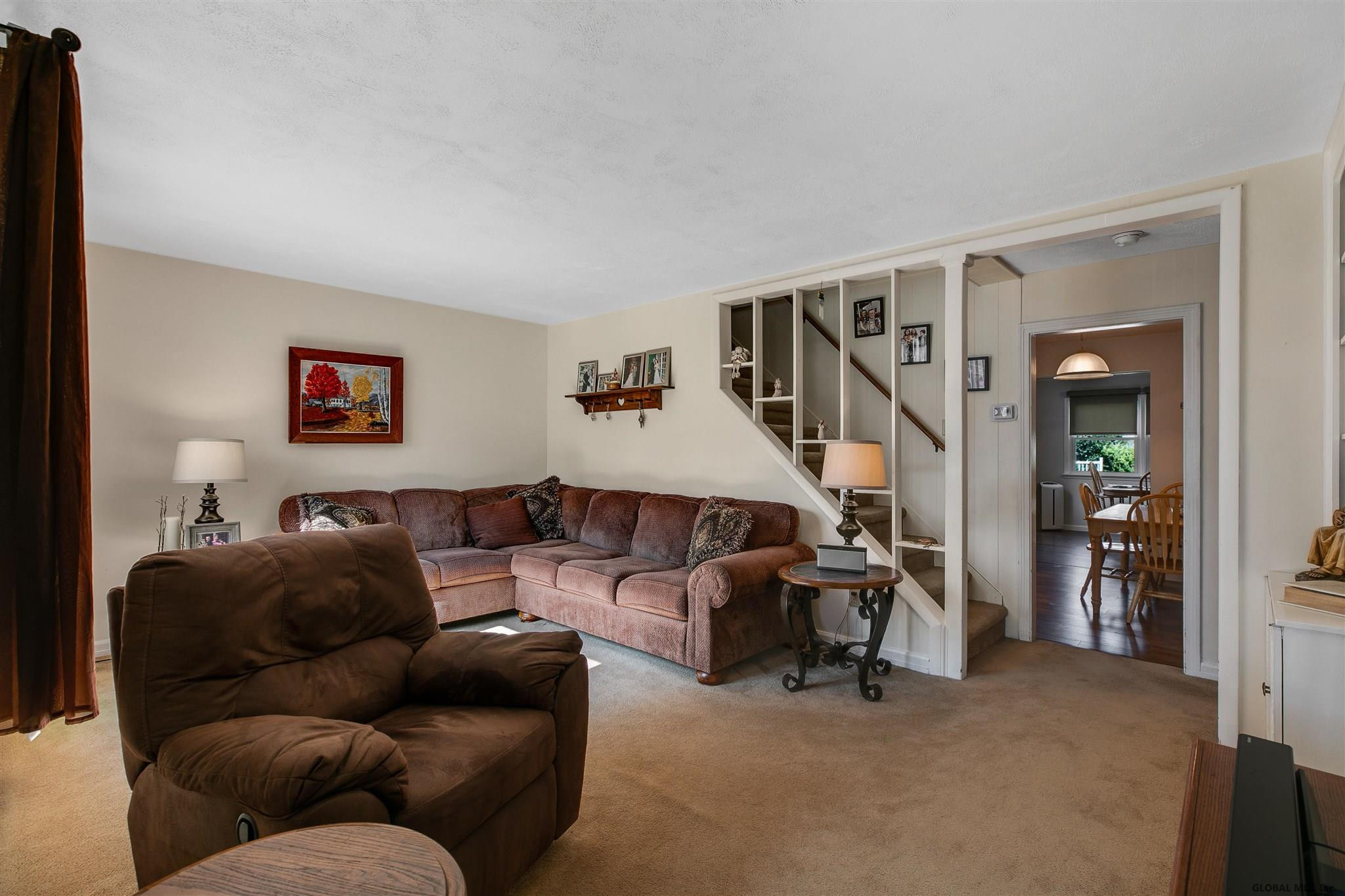 313 Nimitz Road Schenectady, NY 12304 - Photo 4 of 32 Photo 4