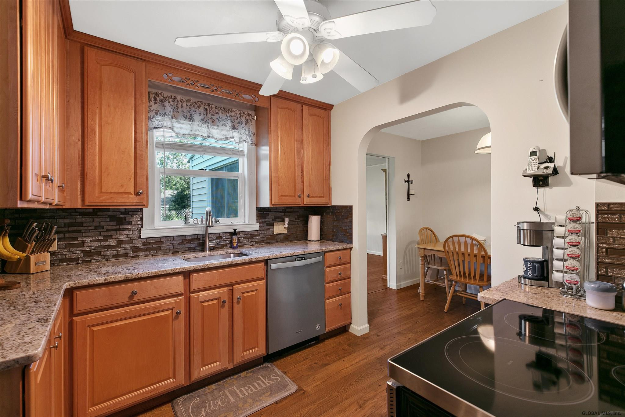 313 Nimitz Road Schenectady, NY 12304 - Photo 6 of 32 Photo 6