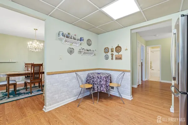 $450,000 | 363 Cotswold Place, Somerset, NJ 08873