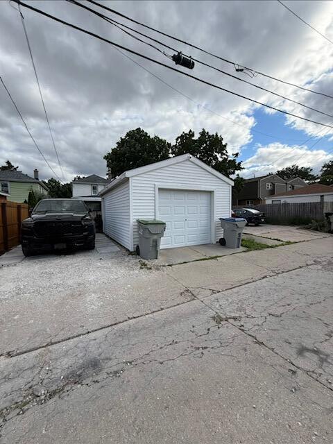 6010 West Main Street Milwaukee, WI 53214 - Photo 18 of 18 Garage