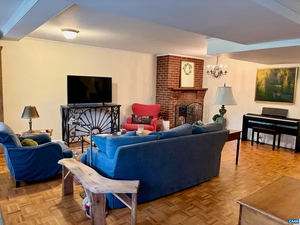 $1,500 | 714 Lyons Avenue, Charlottesville, VA 22902