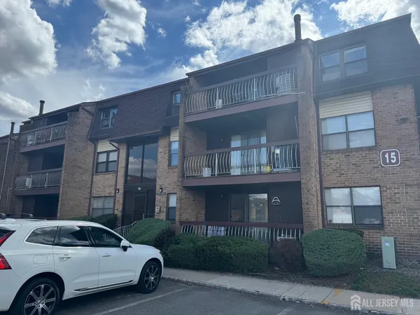 $1,950 | 1508 Raspberry Court, Edison, NJ 08817