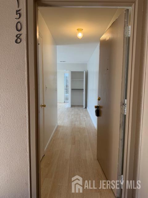 1508 Raspberry Court Edison, NJ 08817 - Photo 3 of 11 a view of a hallway
