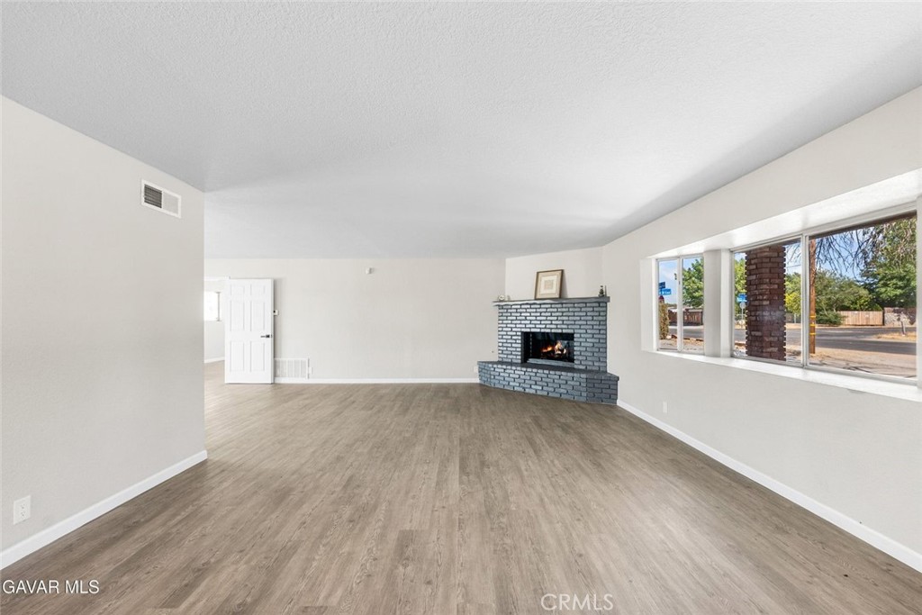 10157 East Ave R 8 Littlerock, CA 93543 - Photo 5 of 50