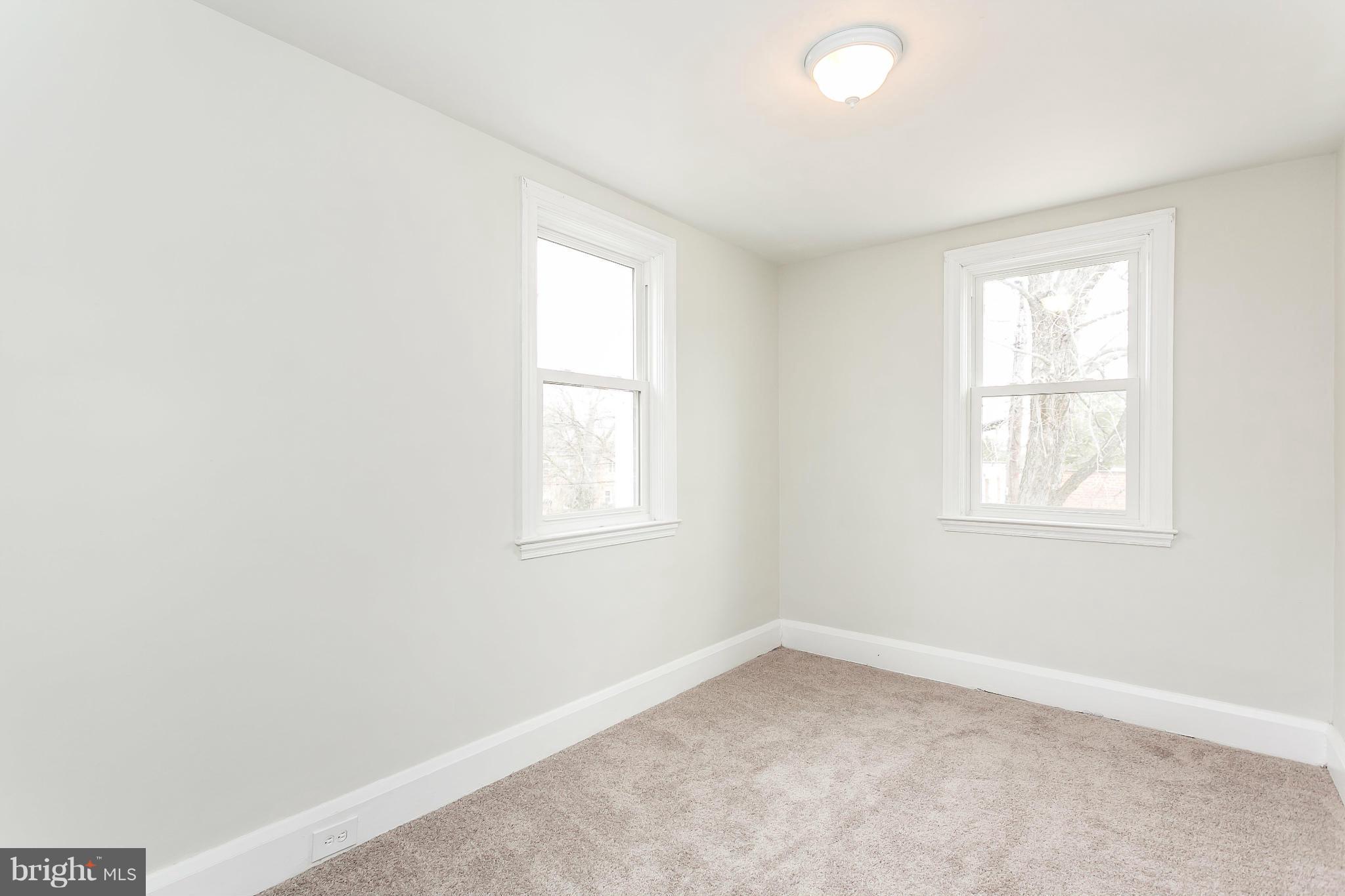 909 Calwell Road Baltimore, MD 21229 - Photo 20 of 30 Bedroom