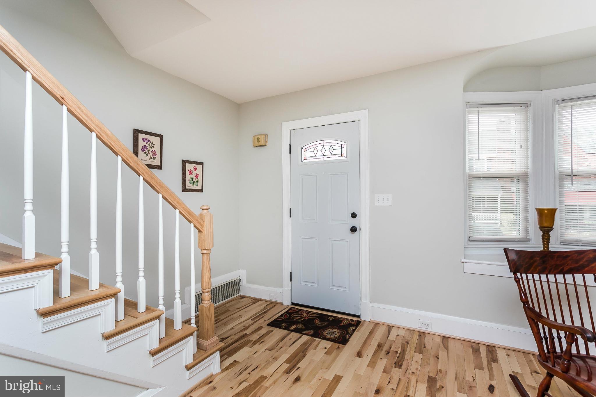 909 Calwell Road Baltimore, MD 21229 - Photo 5 of 30 Interior (General)