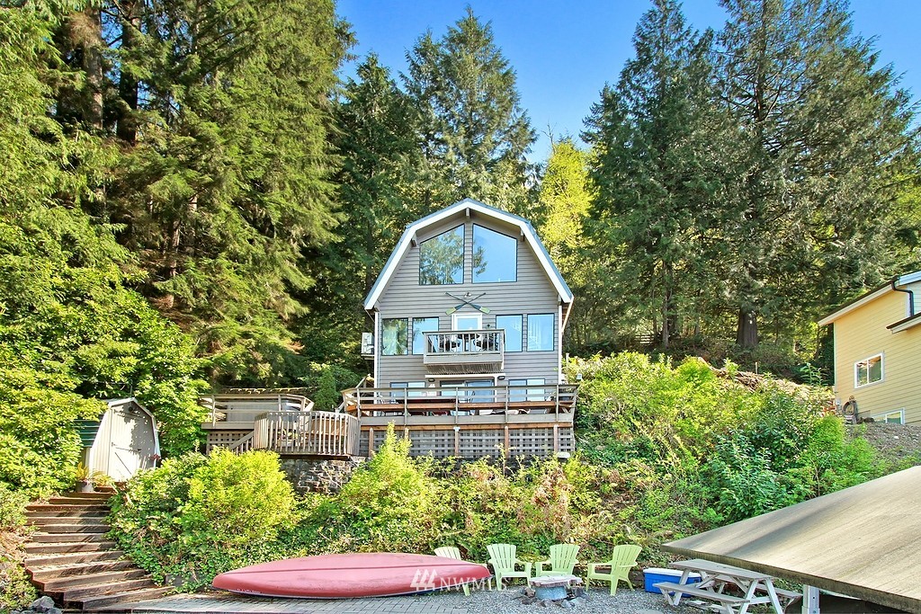 23707 South Lake Roesiger Road Snohomish, WA 98290 - Photo 1 of 20