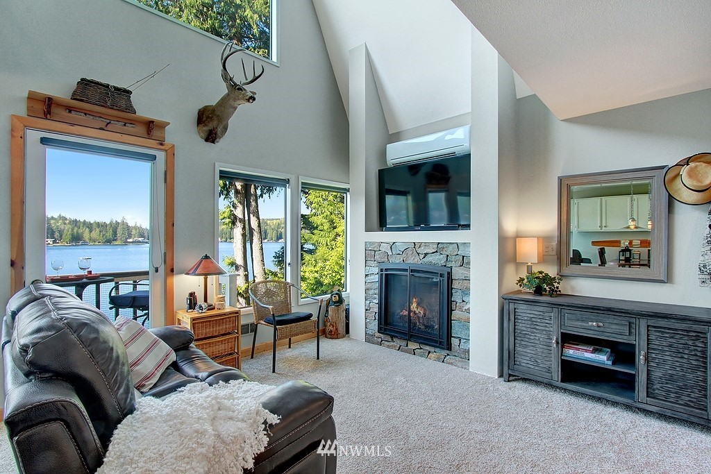 23707 South Lake Roesiger Road Snohomish, WA 98290 - Photo 3 of 20