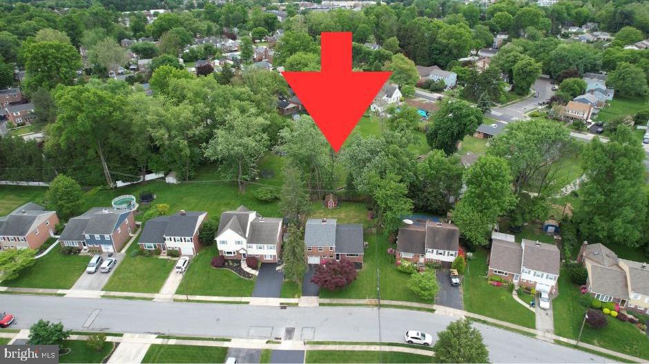 334 Parham Road Springfield, PA 19064 - Photo 37 of 41 an aerial view of a house with a yard and lake view