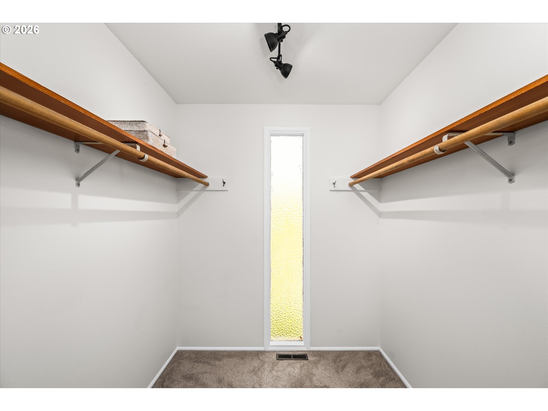 195 Coachman Drive Eugene, OR 97405 - Photo 19 of 34