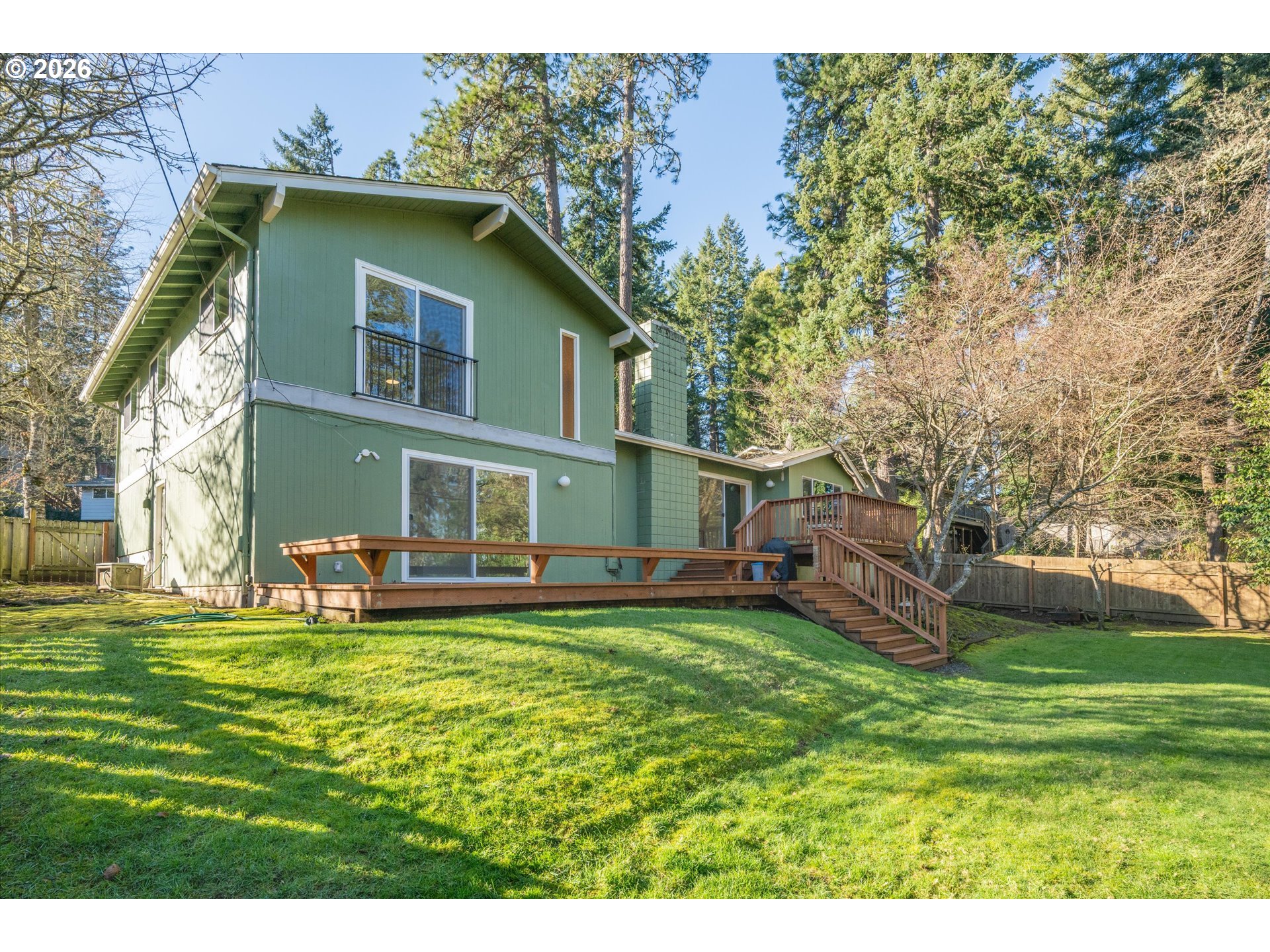 195 Coachman Drive Eugene, OR 97405 - Photo 33 of 34 a view of a house with a yard