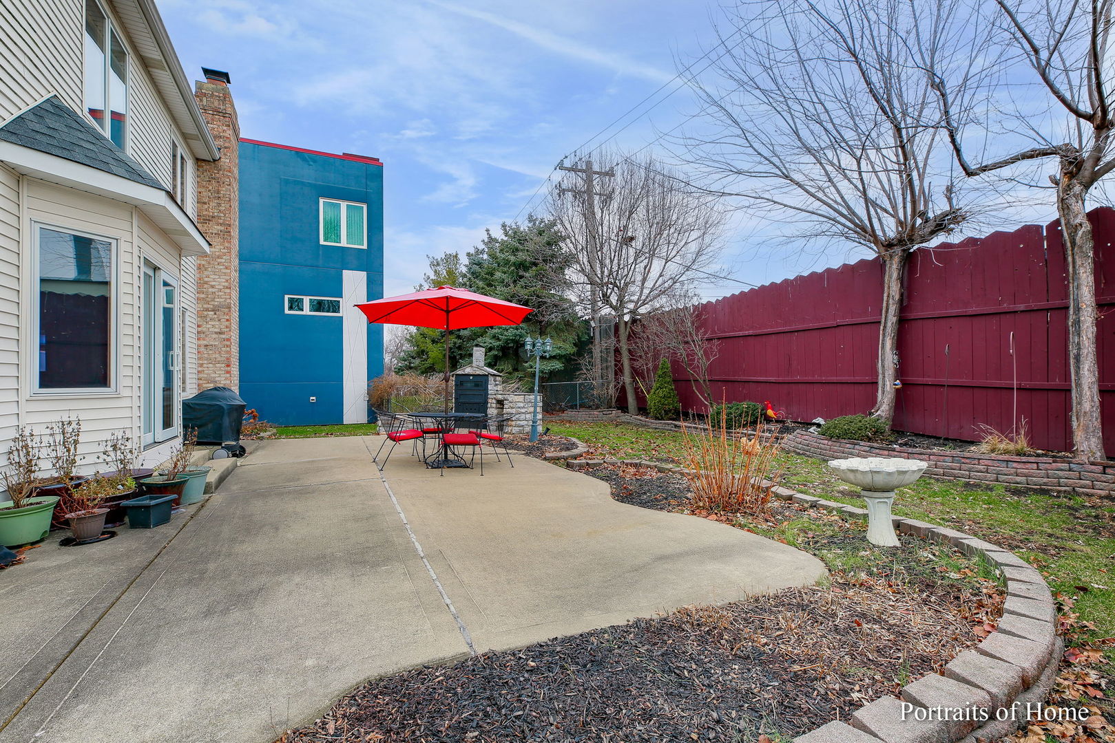 655 Mary Court Elmhurst, IL 60126 - Photo 39 of 46 a view of a chairs and tables in the patio
