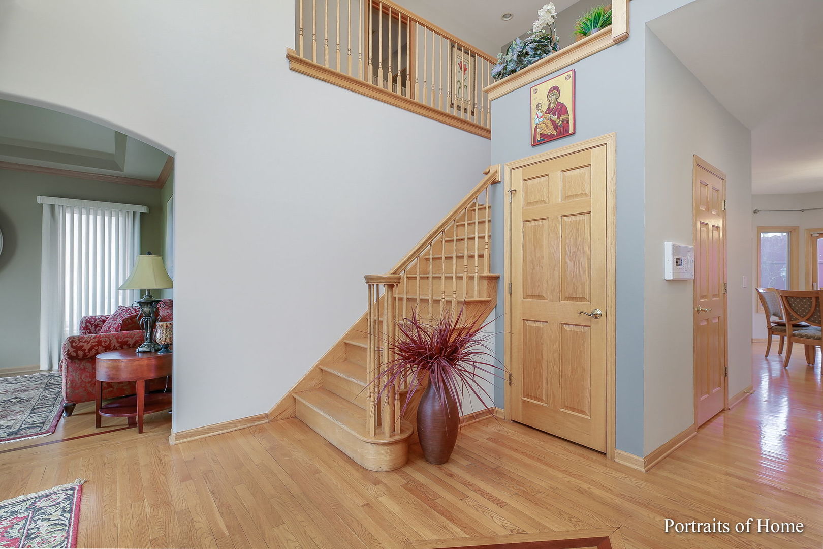 655 Mary Court Elmhurst, IL 60126 - Photo 4 of 46 a view of an entryway with wooden floor