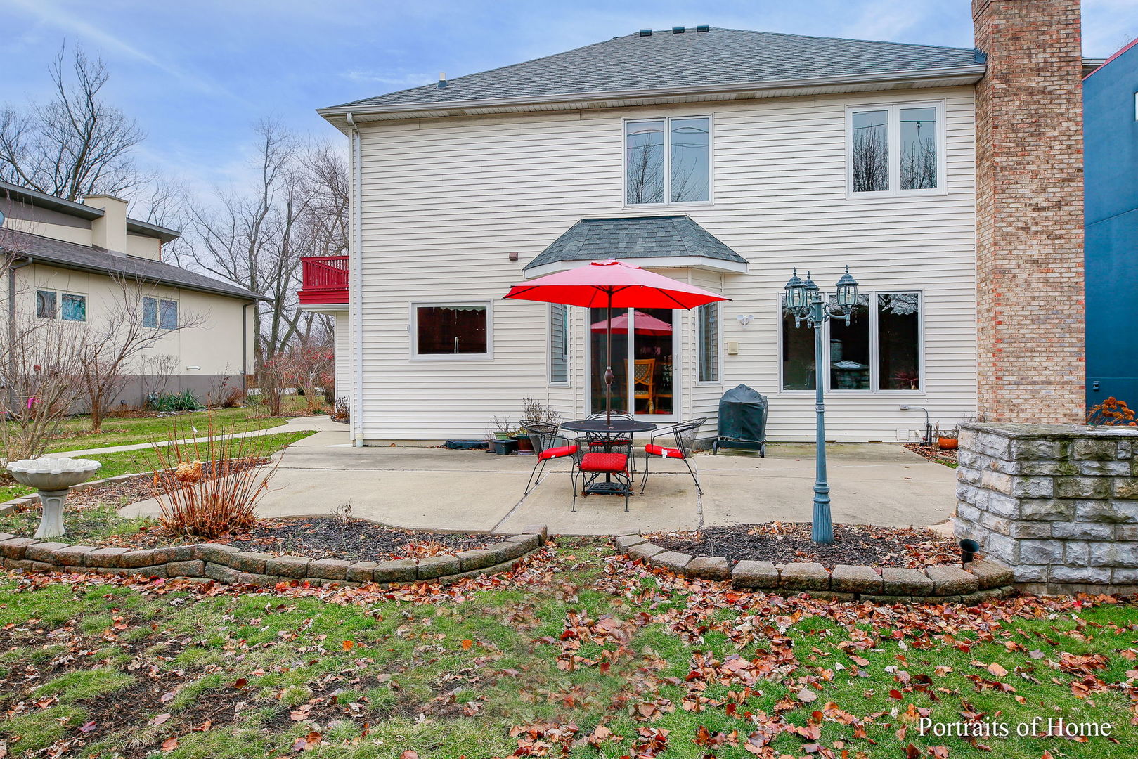 655 Mary Court Elmhurst, IL 60126 - Photo 41 of 46 a front view of a house with entertaining space