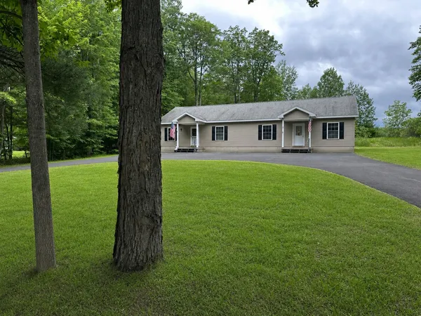 $310,000 | 25 Trim Road, Morrisonville, NY 12962