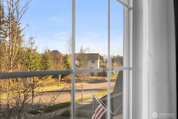 $998,000 | 14110 Overlook Drive East, Bonney Lake, WA 98391