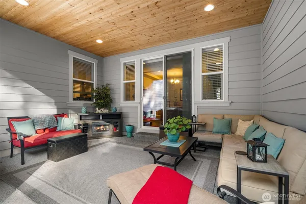 $998,000 | 14110 Overlook Drive East, Bonney Lake, WA 98391