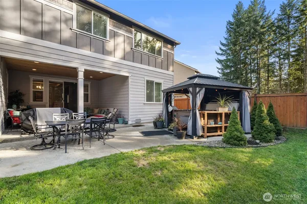 $998,000 | 14110 Overlook Drive East, Bonney Lake, WA 98391