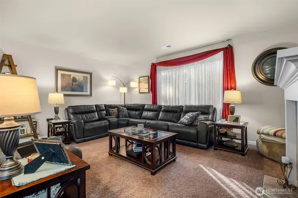 $998,000 | 14110 Overlook Drive East, Bonney Lake, WA 98391