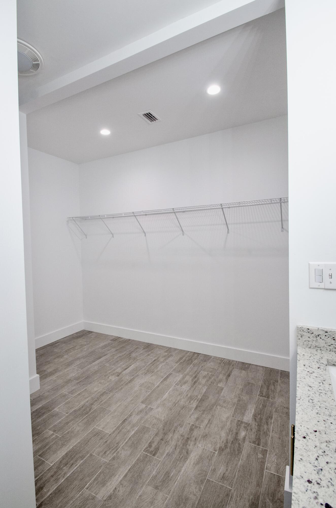 874 West Orange Avenue DeFuniak Springs, FL 32435 - Photo 21 of 32 a view of an empty room