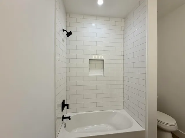 $263,900 | 874 West Orange Avenue, DeFuniak Springs, FL 32435