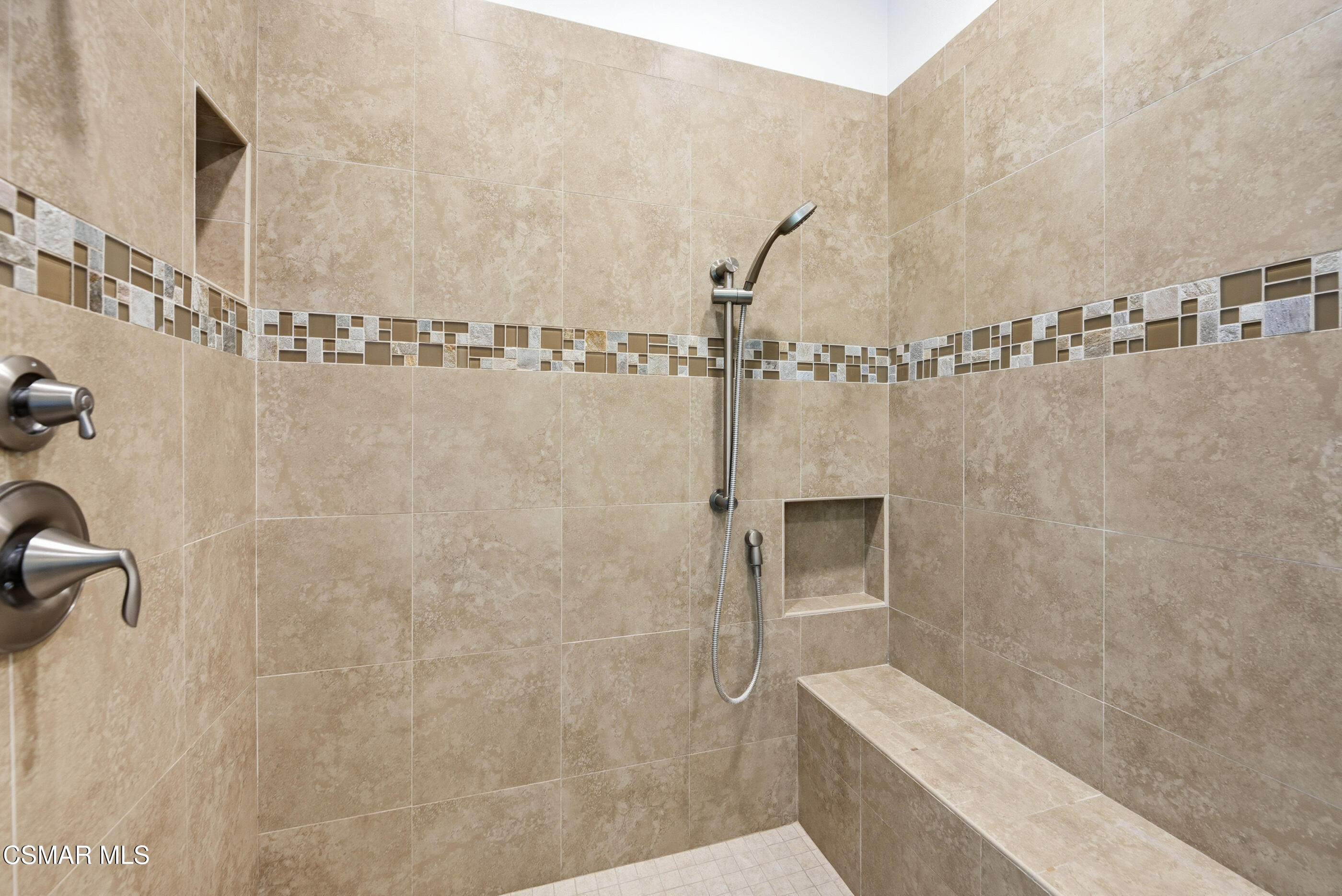 2810 Rikkard Drive Thousand Oaks, CA 91362 - Photo 28 of 38 a bathroom with a shower