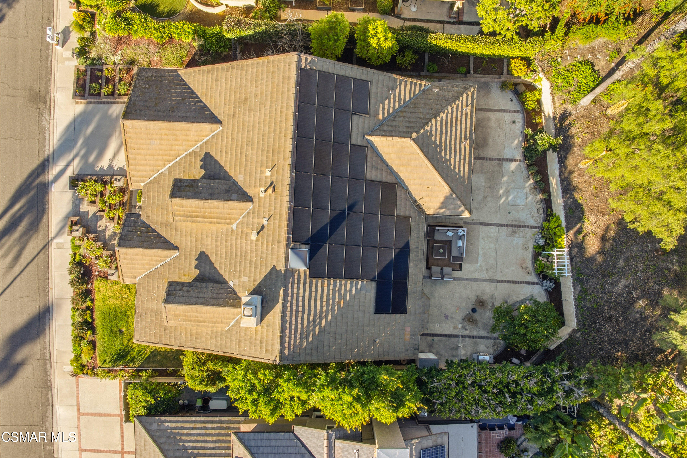 2810 Rikkard Drive Thousand Oaks, CA 91362 - Photo 35 of 38 an aerial view of a house with a yard